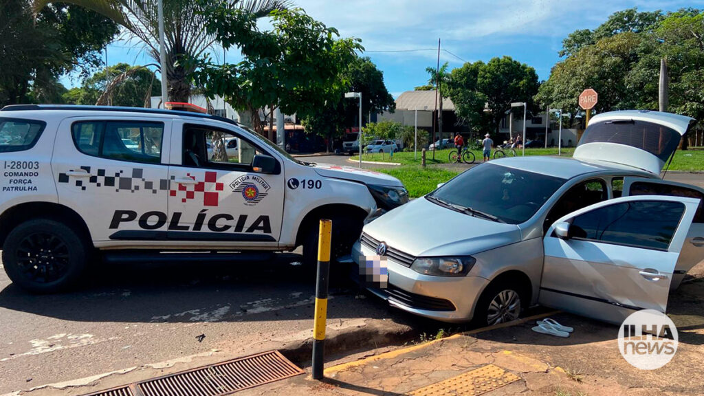 Adolescente que bateu em viatura da PM tinha maconha, crack e haxixe em casa 2 ilha-news-carro-bate-de-frente-em-viatura-da-policia-militar-ilha-solteira