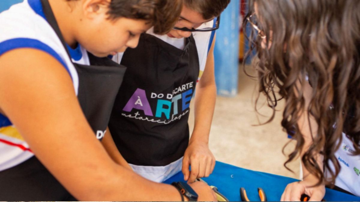 ilha-solteira-news-do-descarte-a-arte-metareciclagem-casa-da-juventude