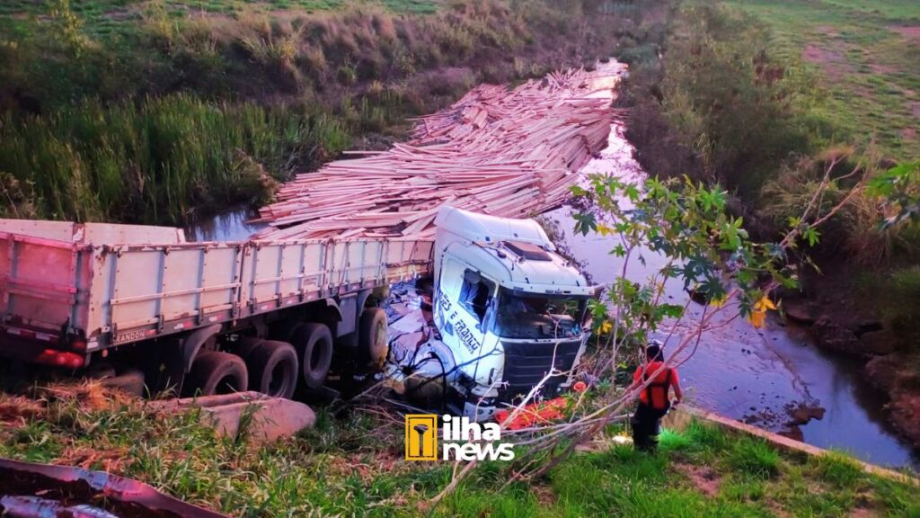 morre-motorista-acidente-rotatoria-ilha-solteira-news
