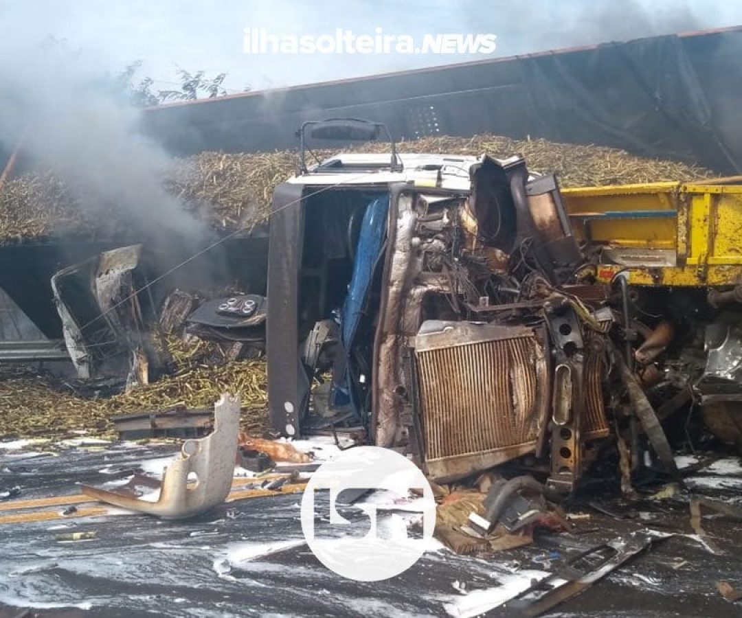 acidente-carretas-km-21-rodovia-gerson-dourado-de-oliveira-itapura-ilha-solteira-news acidente-carretas-km-21-rodovia-gerson-dourado-de-oliveira-itapura-ilha-solteira-news