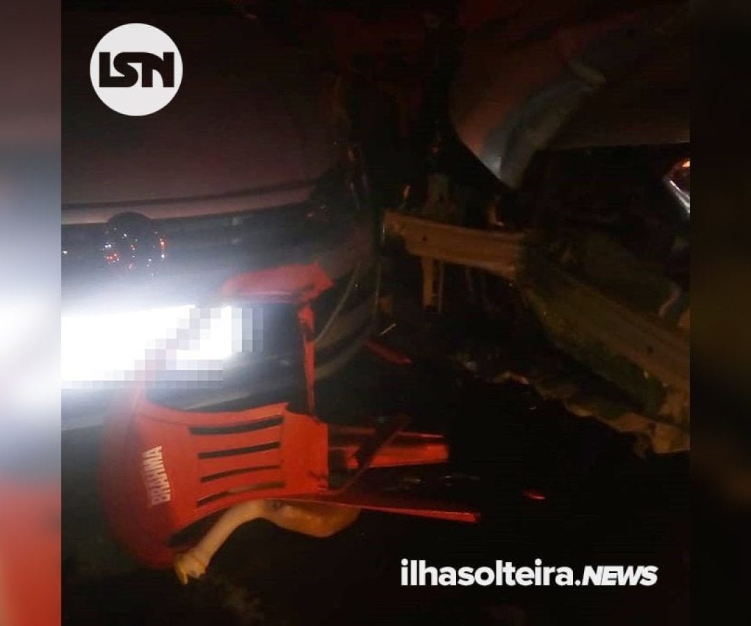 carro-invade-quiosque-de-pastel-ilha-solteira-news carro-invade-quiosque-de-pastel-ilha-solteira-news