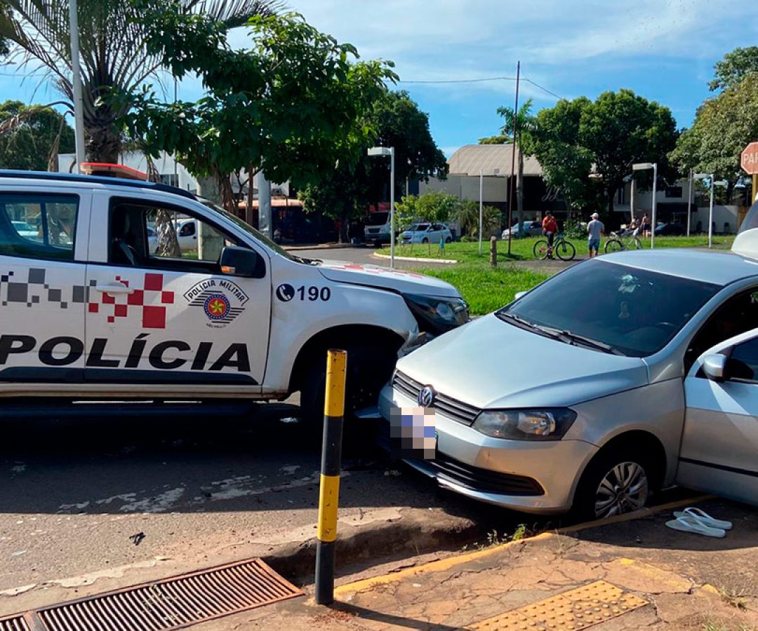 ilha-news-carro-bate-de-frente-em-viatura-da-policia-militar-ilha-solteira