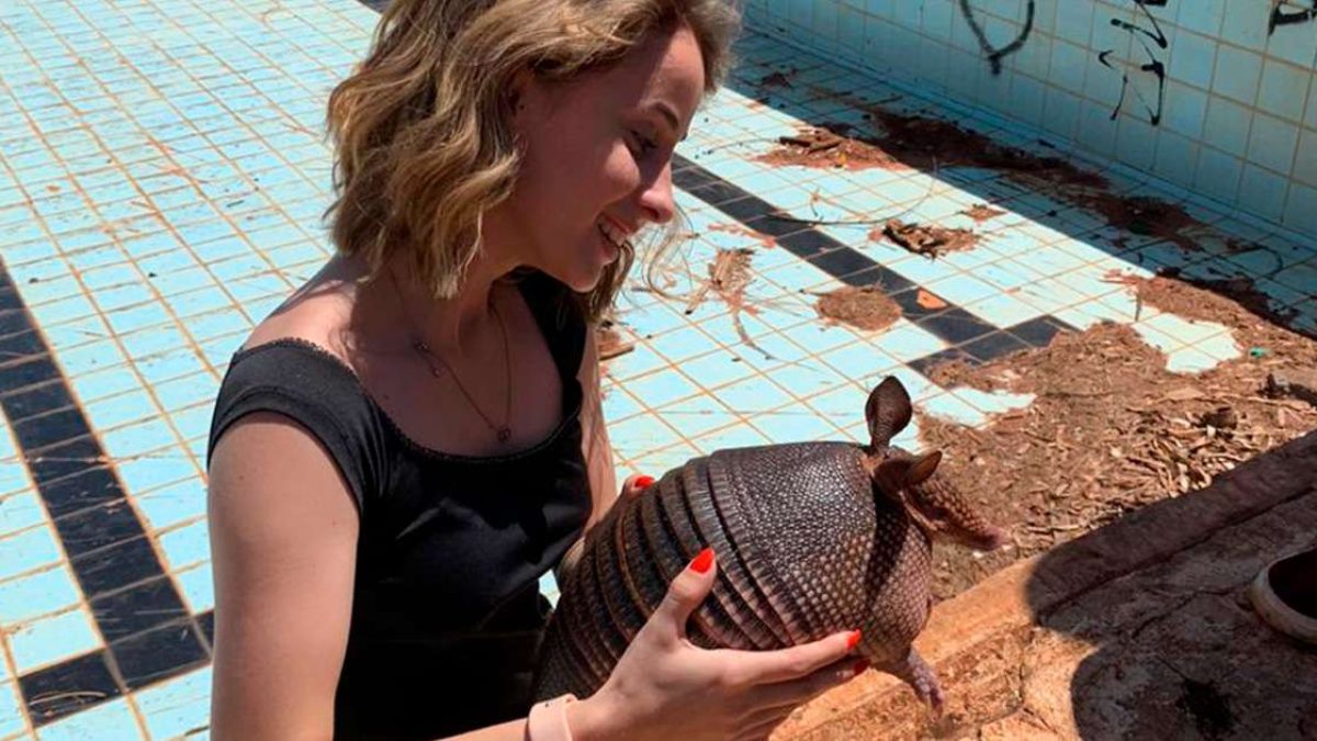 ilha-news-jovem-resgata-tatu-piscina-clube-cais-ilha-solteira