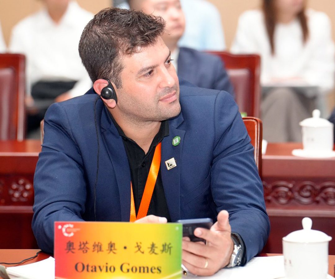 ilha-news-otavio-gomes-encontro-jovens-lideres-china-brasil-ilha-solteira