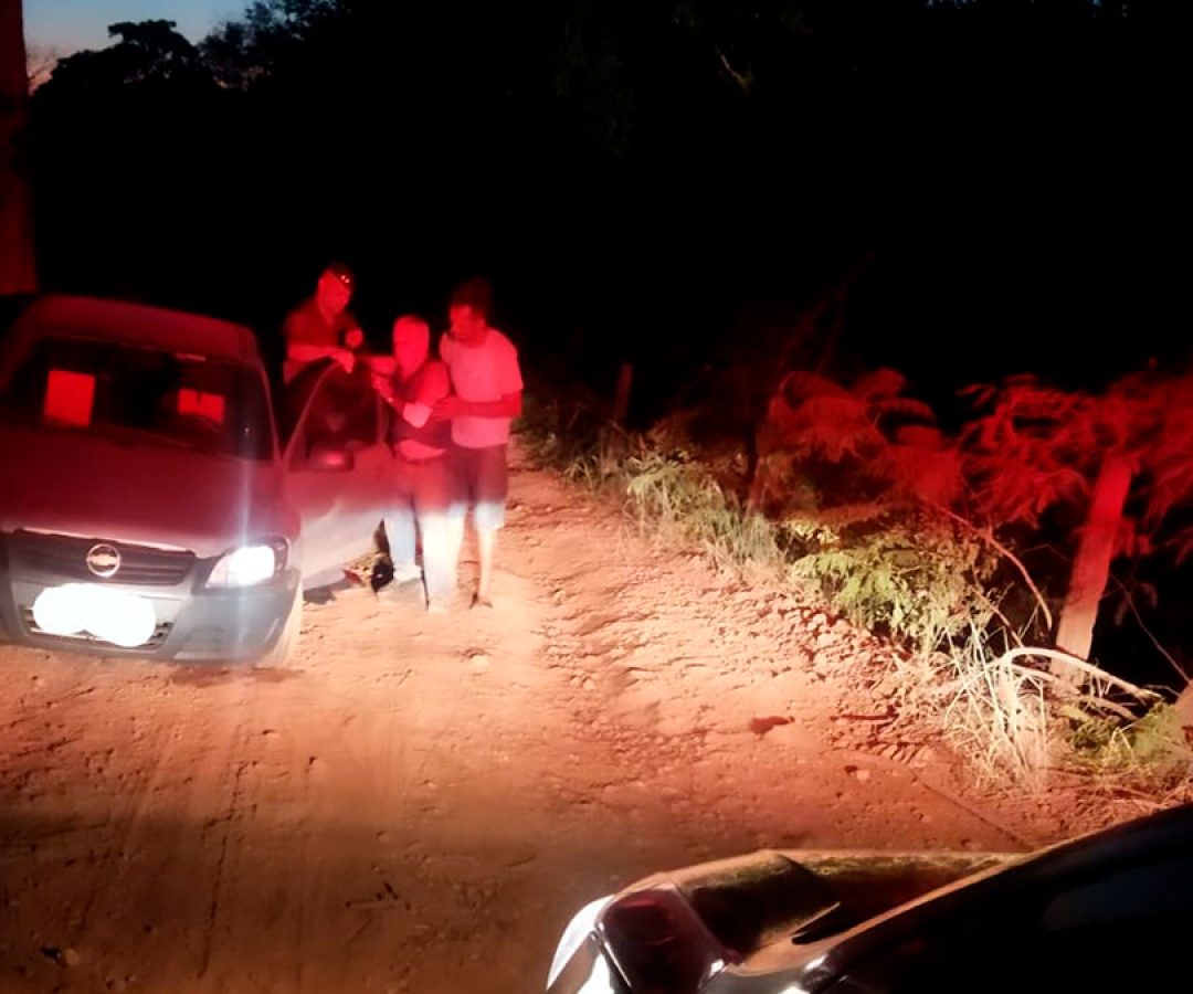 ilha-news-policia-militar-resgata-idoso-ribanceira-cinturao-verde-ilha-solteira