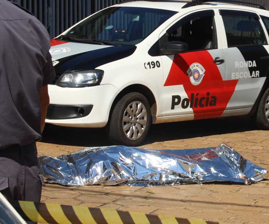 ilha-solteira-news-universitaria-morta-facadas-unesp-luto-maria-julia ilha-solteira-news-universitaria-morta-facadas-unesp-luto-maria-julia