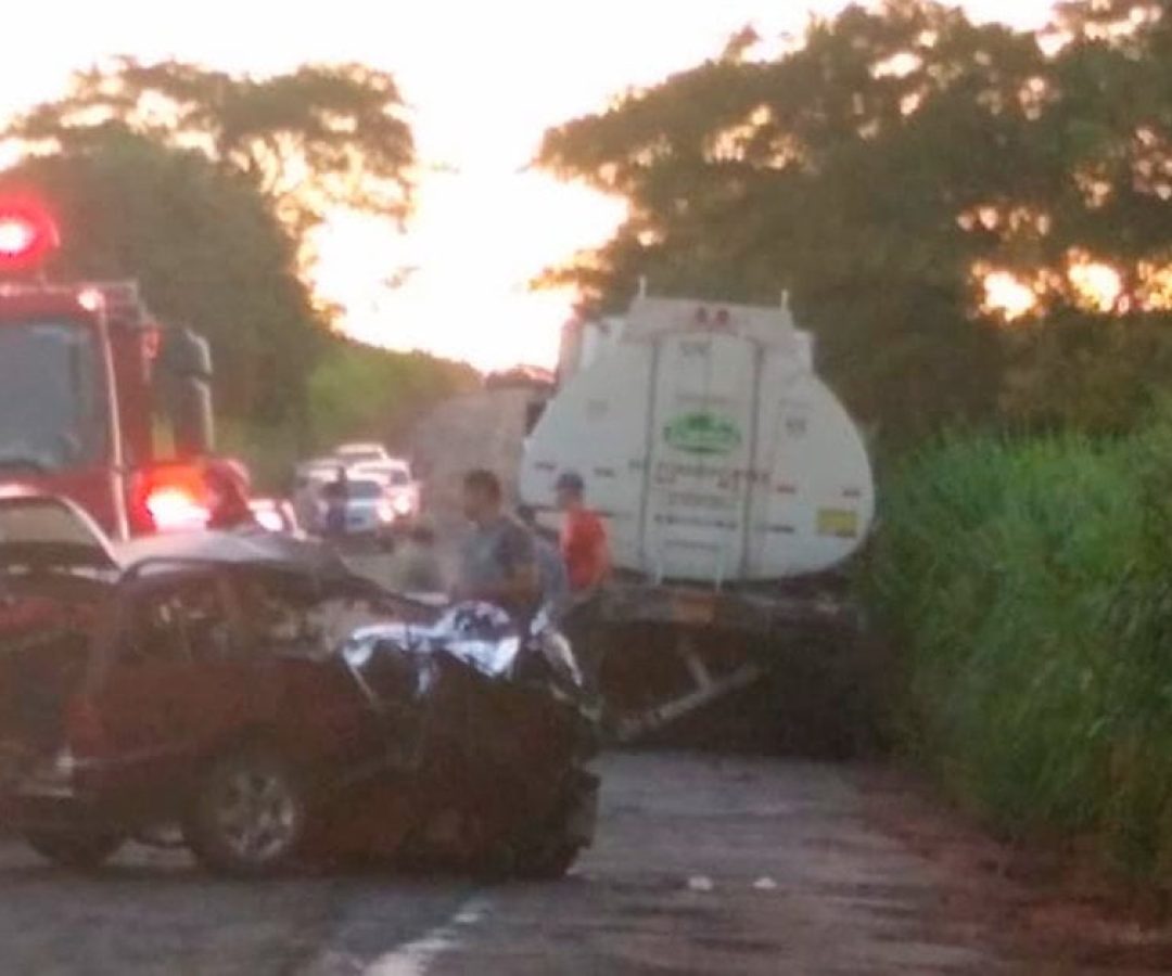 ilhanews-acidente-entre-rios-5-mortos-ilha-solteira ilhanews-acidente-entre-rios-5-mortos-ilha-solteira