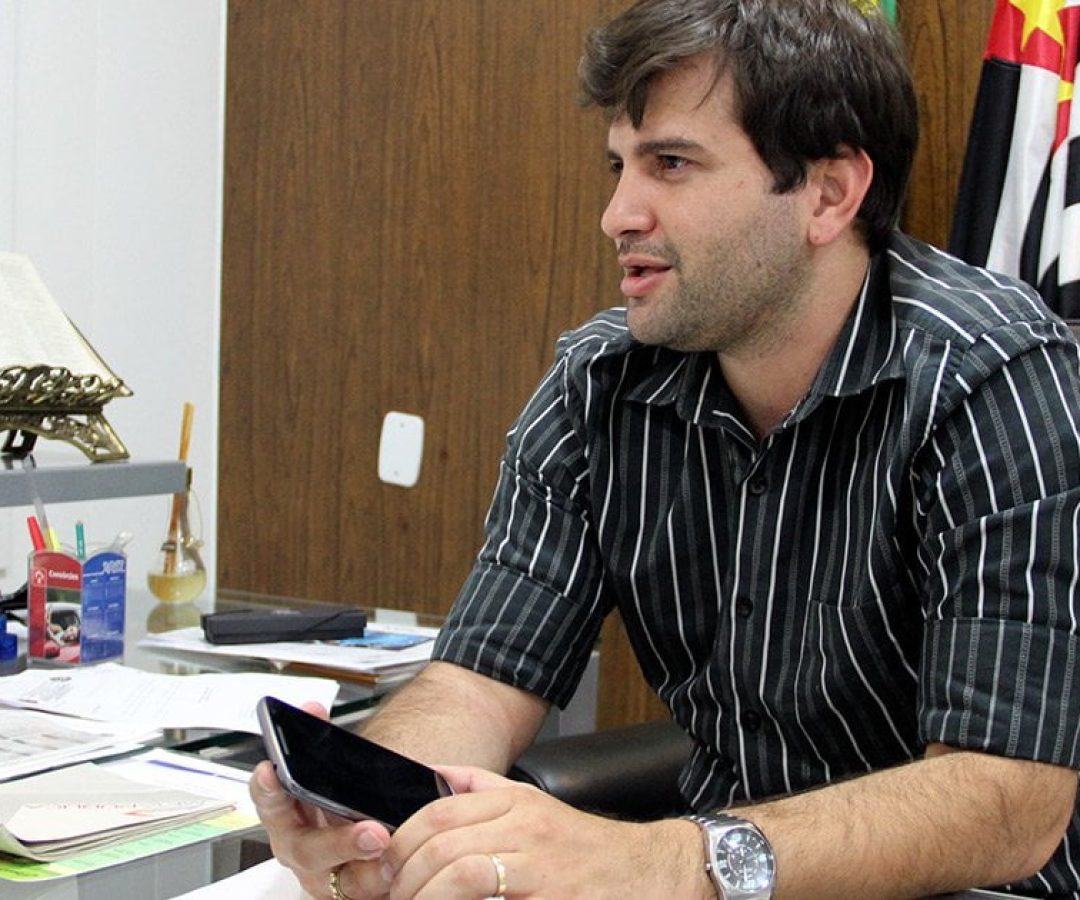 ilhanews prefeito otávio gomes tem celular clonado ilha solteira