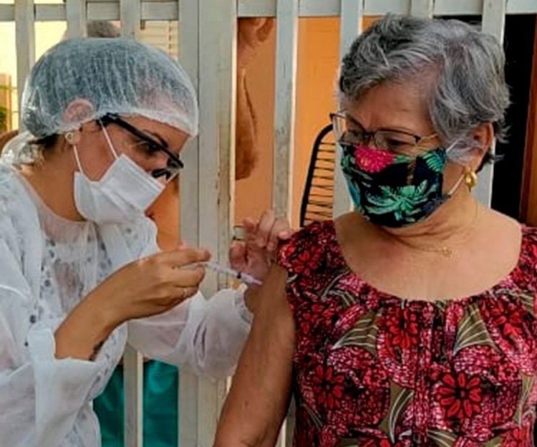 ilhanews vacina 520 idosos mutirão ilha solteira