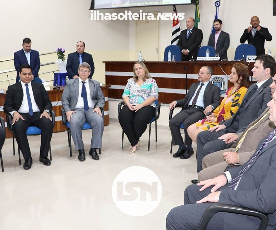 medalha-rui-barbosa-camara-municipal-ilha-solteira-news medalha-rui-barbosa-camara-municipal-ilha-solteira-news