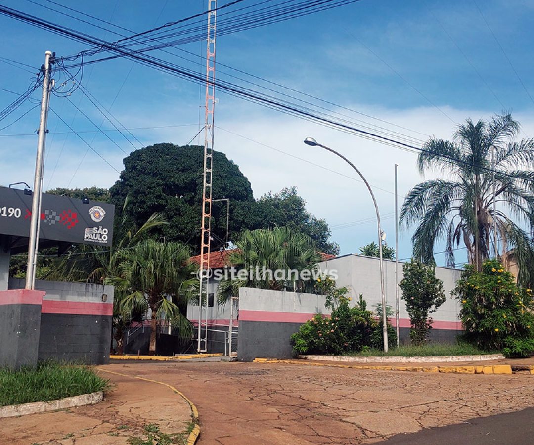 policia-militar-prende-furtando-igreja-ilha-solteira-news policia-militar-prende-furtando-igreja-ilha-solteira-news