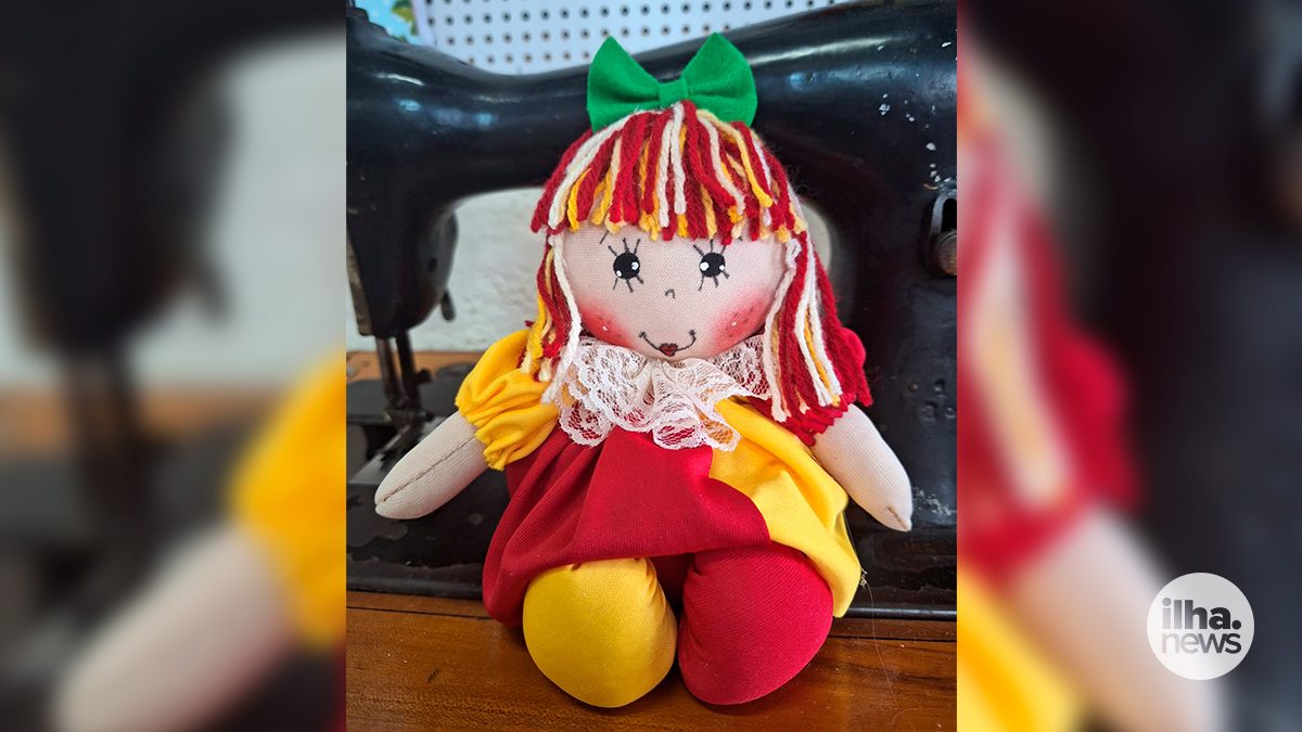 site-ilha-news-oficina-gratuita-boneca-emilia-ilha-solteira