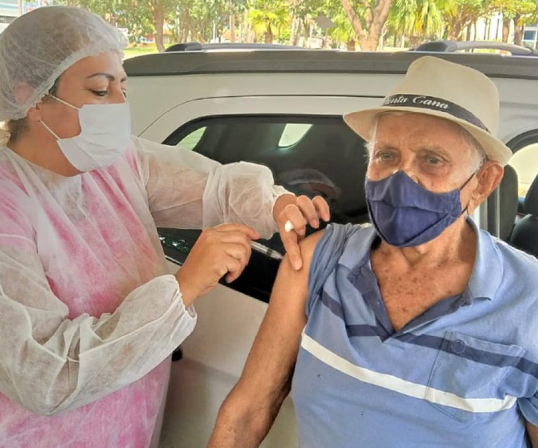 vacinacao-quarta-dose-covid-19-idosos-ilha-solteira-ilha-news